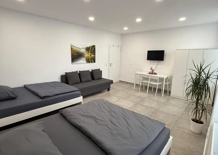 Schoenes Zimmer-3 In Stuttgart-mitte Ubytování v soukromí Štutgart