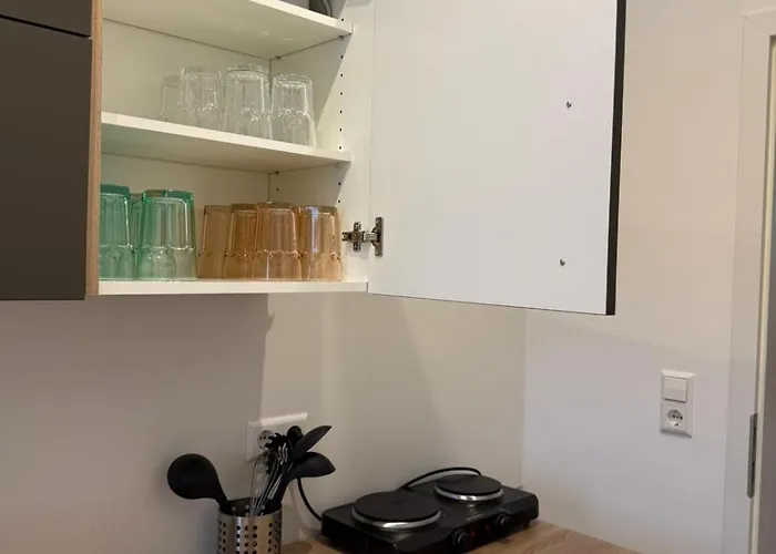 Schoenes Zimmer-3 In Stuttgart-mitte