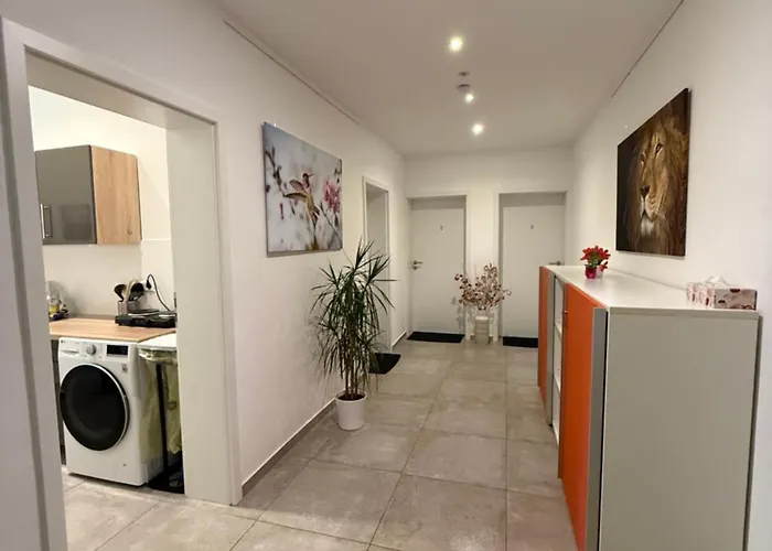 Schoenes Zimmer-3 In Stuttgart-mitte Štutgart