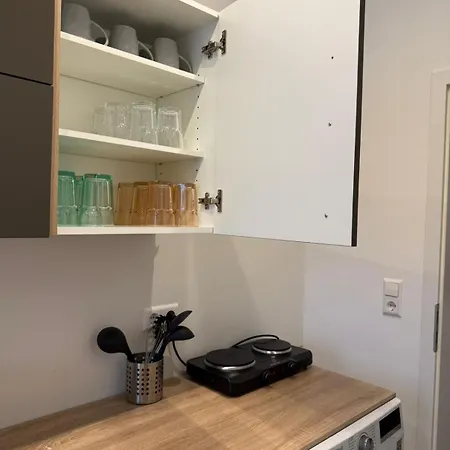 Schönes Zimmer-3 In Stuttgart-mitte