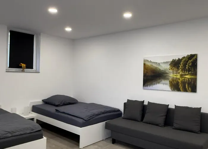 Schönes Zimmer-3 In Stuttgart-mitte *